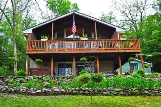 1251 Glenbrook Rd, Bartonsville, PA 18321-7706