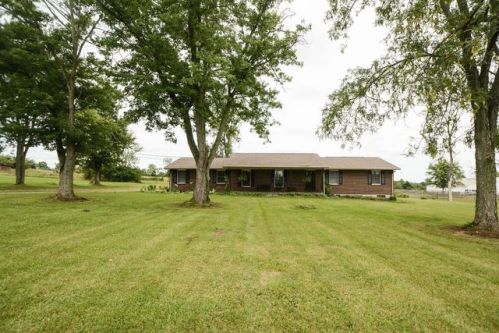 4534 Stephenson Rd, Miami, OH 45056-9357
