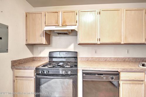 147 Harlequin Glade, Berkeley Township NJ  08721-1394 exterior