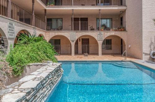 505 7th St, Austin TX  78701-2800 exterior