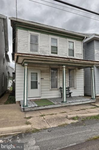 1006 Main St, Hubley, PA 17983-9400