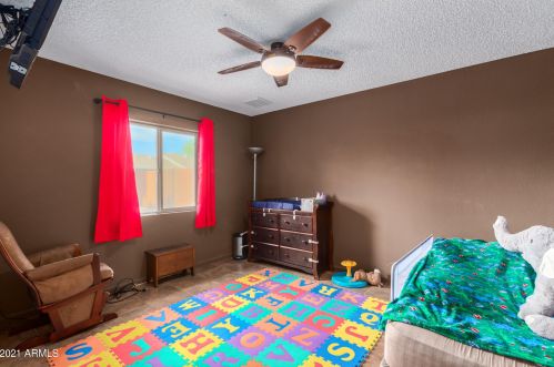 8828 Peck Dr, Glendale AZ  85301-4918 exterior