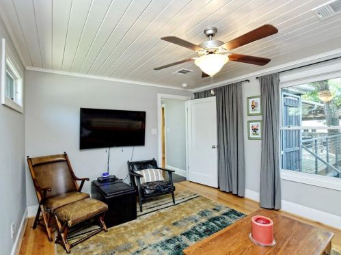 1502 16 St, Georgetown TX 78626-7063 exterior