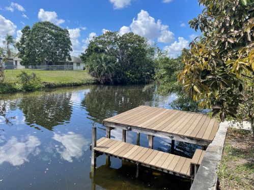 112 Sandpiper Ave, West Palm Beach, FL 33411-2918
