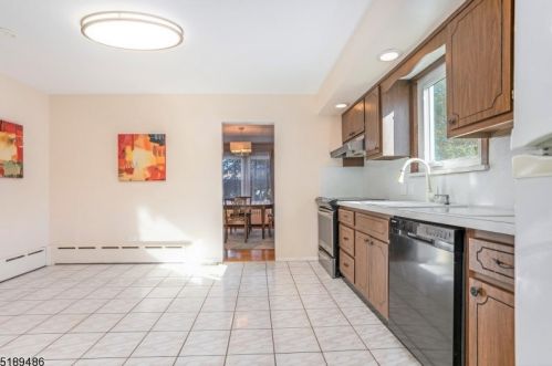 139 Hunter Ave, Fanwood NJ  07023-1030 exterior