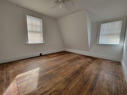 122 Warwick Ave, Providence RI  02905-3518 exterior