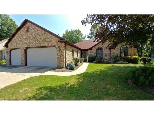 4167 Ford Ln, Vermilion, OH 44089-3639