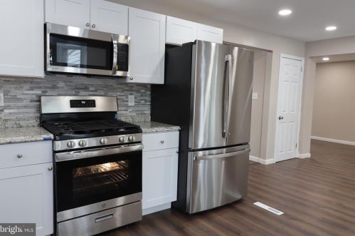 22 Stuyvesant Dr, Wilmington DE  19809-3435 exterior