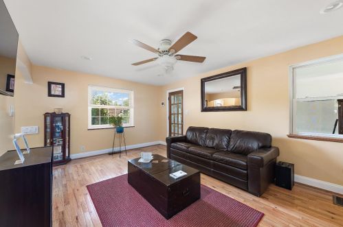 3049 Hegry Cir, Cincinnati, OH 45238-3508