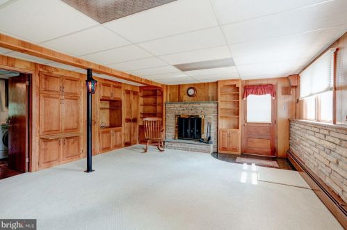 848 Woodlawn Dr, Lansdale PA  19446-4516 exterior