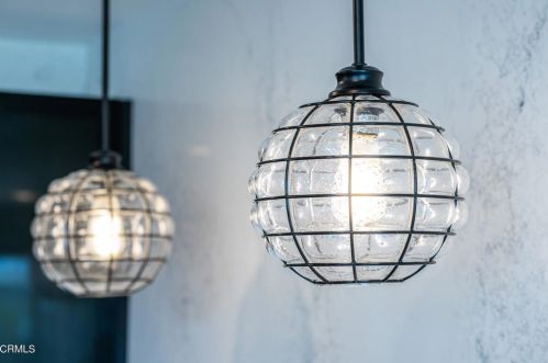 3713 Sunset Ln, Oxnard CA  93035-4133 exterior