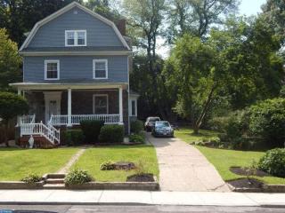 154 Greenwood Ave, Meadowbrook, PA 19046-3101