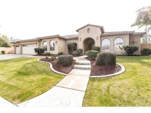11009 Queensbury Dr, Bakersfield, CA 93312-7052