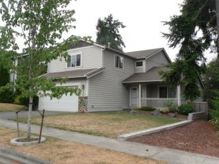 1202 Georgetowne Dr, Olympia WA  98516-5453 exterior