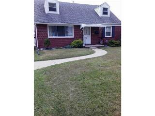 801 Sandralee Dr, Toledo, OH 43612-3128