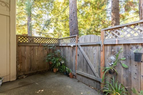 1971 Windmill Cir, Santa Rosa CA  95403-6934 exterior