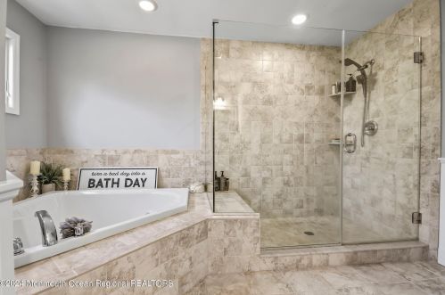 20 Frank Applegate Rd, Jackson Twp NJ  08527-2454 exterior