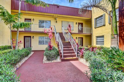 613 Flanders M, Delray Beach, FL 33484-5207
