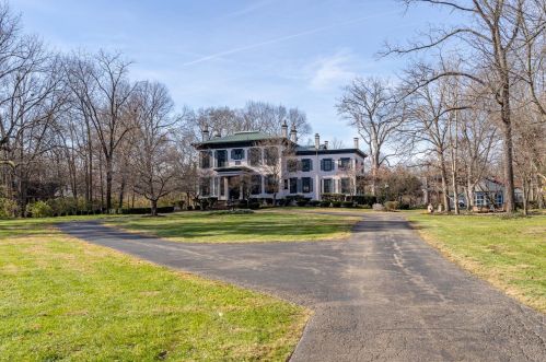 825 Greenville Ave, Cincinnati, OH 45246-4609