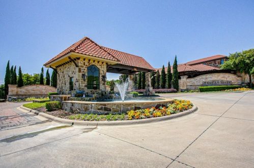 3604 Tuscan Hl Cir, Denton TX  76210-8066 exterior