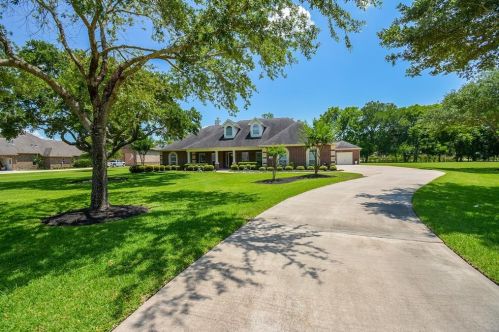 32727 Westminster Dr, Fulshear, TX 77441-4071