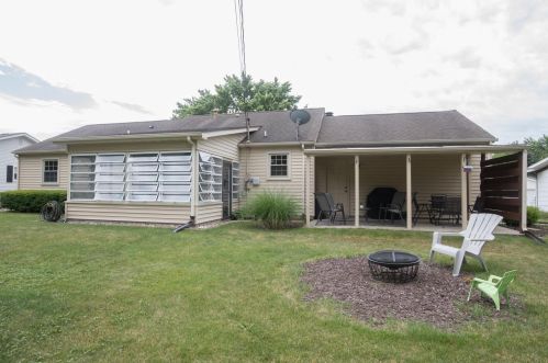 558 Lorraine Dr, Valpo IN  46385-2924 exterior