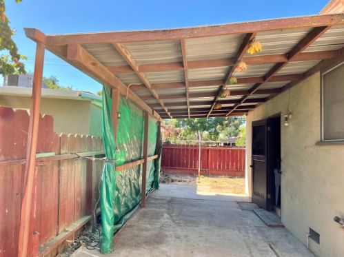 946 Fig Ln, Newman CA  95360-1106 exterior