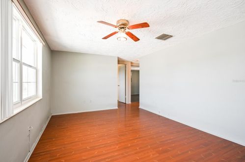 3428 Umber Rd, Tarpon Springs FL  34691-3357 exterior