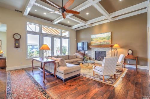 1838 Alan Dr, Penngrove CA  94951-9735 exterior