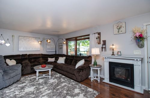 10436 Darnel Ave, Milwaukee WI 53223-3555 exterior