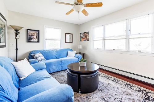 16 Scott St, New Hyde Park NY  11040-1319 exterior