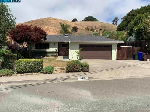 2495 Wright Ave, Pinole, CA 94564-1033