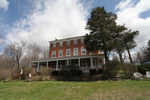 98 Miller Rd, Rhinebeck NY  12572-3558 exterior