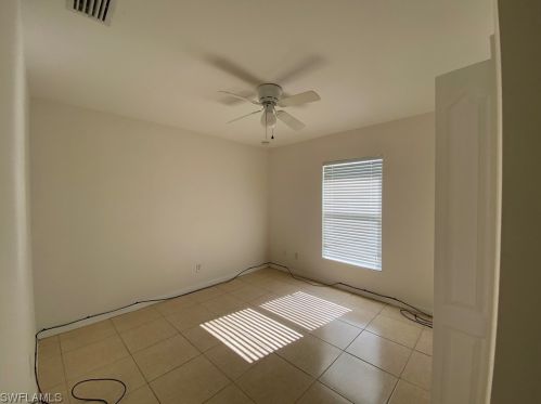 4121 10th Ave, Cape Coral, FL 33904-5323