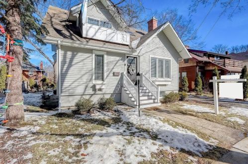 1818 Lawn Ave, Madison WI  53711-2035 exterior