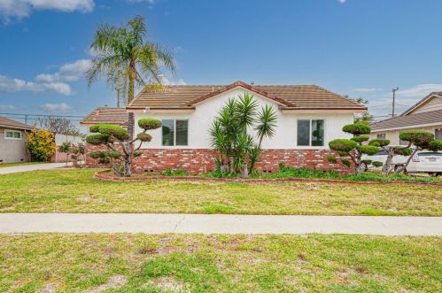 11842 Dorada Ave, Garden Grove CA  92840-5501 exterior