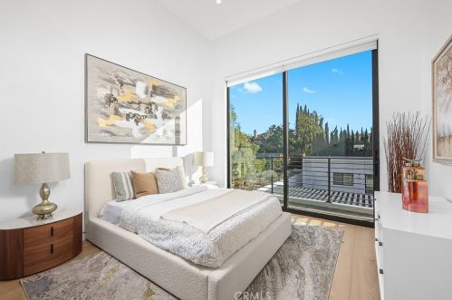 18852 Canyon Crest Dr, Orange CA 92861-2806 exterior