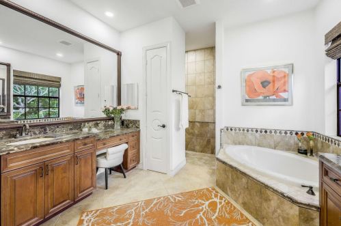 350 Gumbo Limbo Ln, Marco Island FL  34145-1865 exterior