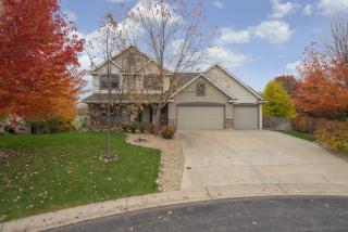 11006 Seven Pines Ln, Champlin, MN 55316-3576