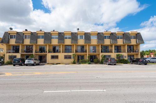 3494 4th Ave, Hialeah, FL 33013-3053