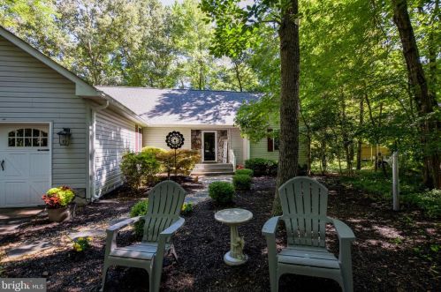 209 Stratford Cir, Locust Grove, VA 22508-5344