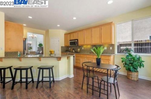 1015 Lucio St, Manteca CA  95336 exterior