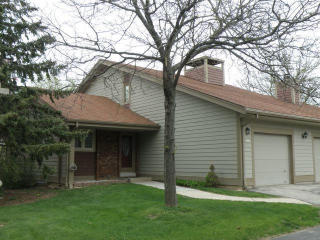 4910 Imperial Cir, Milwaukee, WI 53220-4627