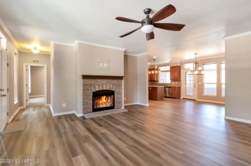 135 Sunset Hl Dr, Sedona AZ 86336-9783 exterior