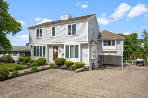 96 Prospect Hill Dr, Weymouth, MA 02191-2214