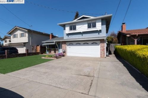 73 Corte Eulalia, San Lorenzo, CA 94580-3401
