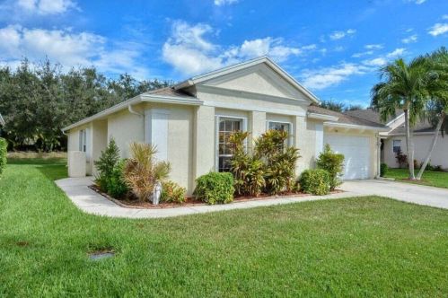 308 North Shore Blvd, Fort Pierce, FL 34986-1772