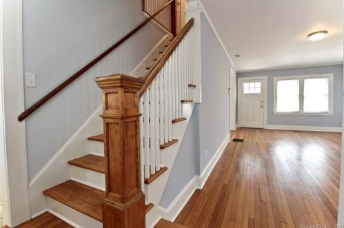60 Lenox Ave, Stamford CT  06906-2315 exterior