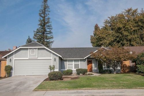 4132 Hemlock Ave, Visalia, CA 93277-6902