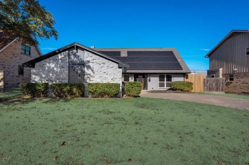 1424 Stagecoach Dr, Richardson TX  75080-5719 exterior